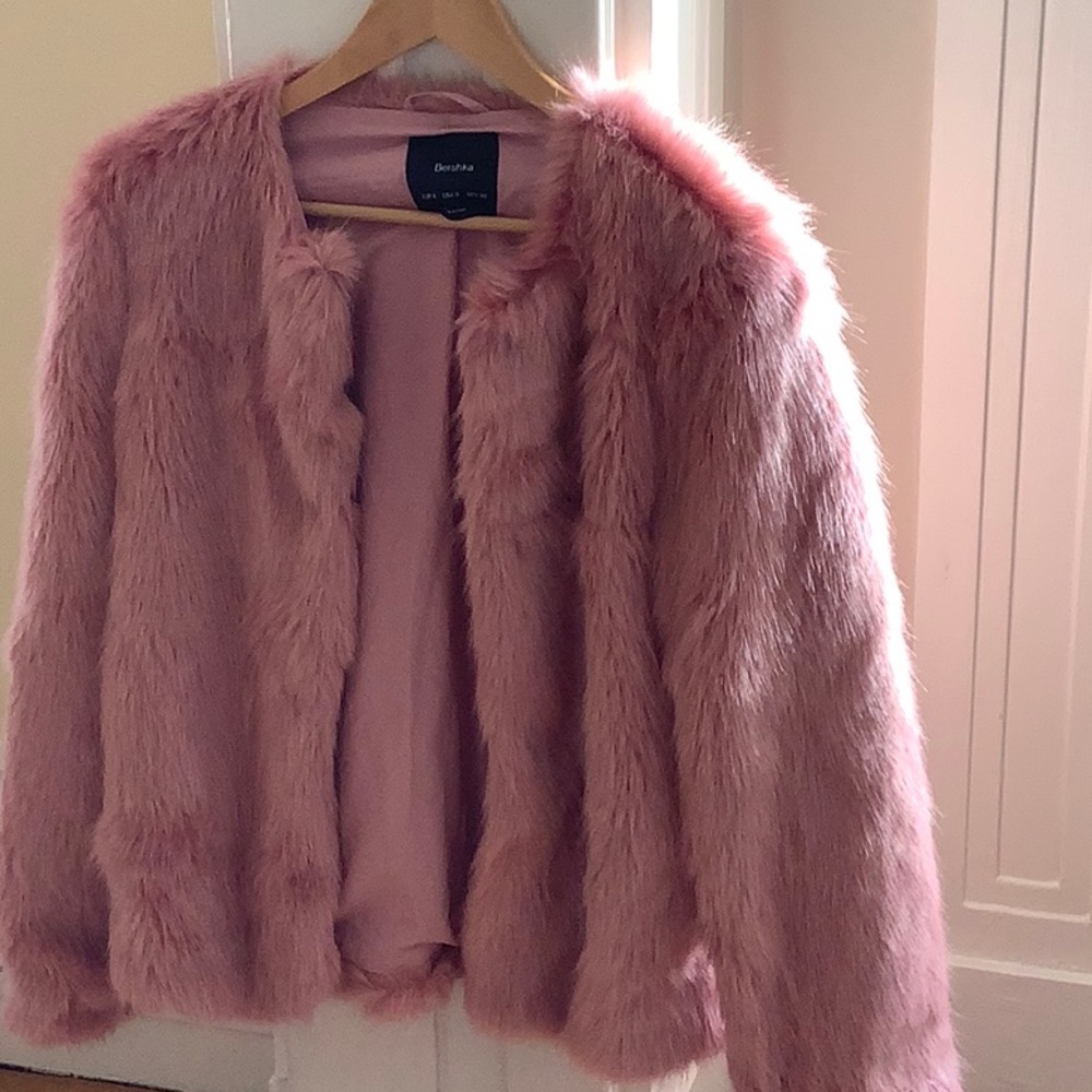 Faux fur jacket size small.